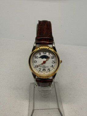 Advance White Stag Women's Vintage Two-Tone Moon Phase Date Brown Leather Watch